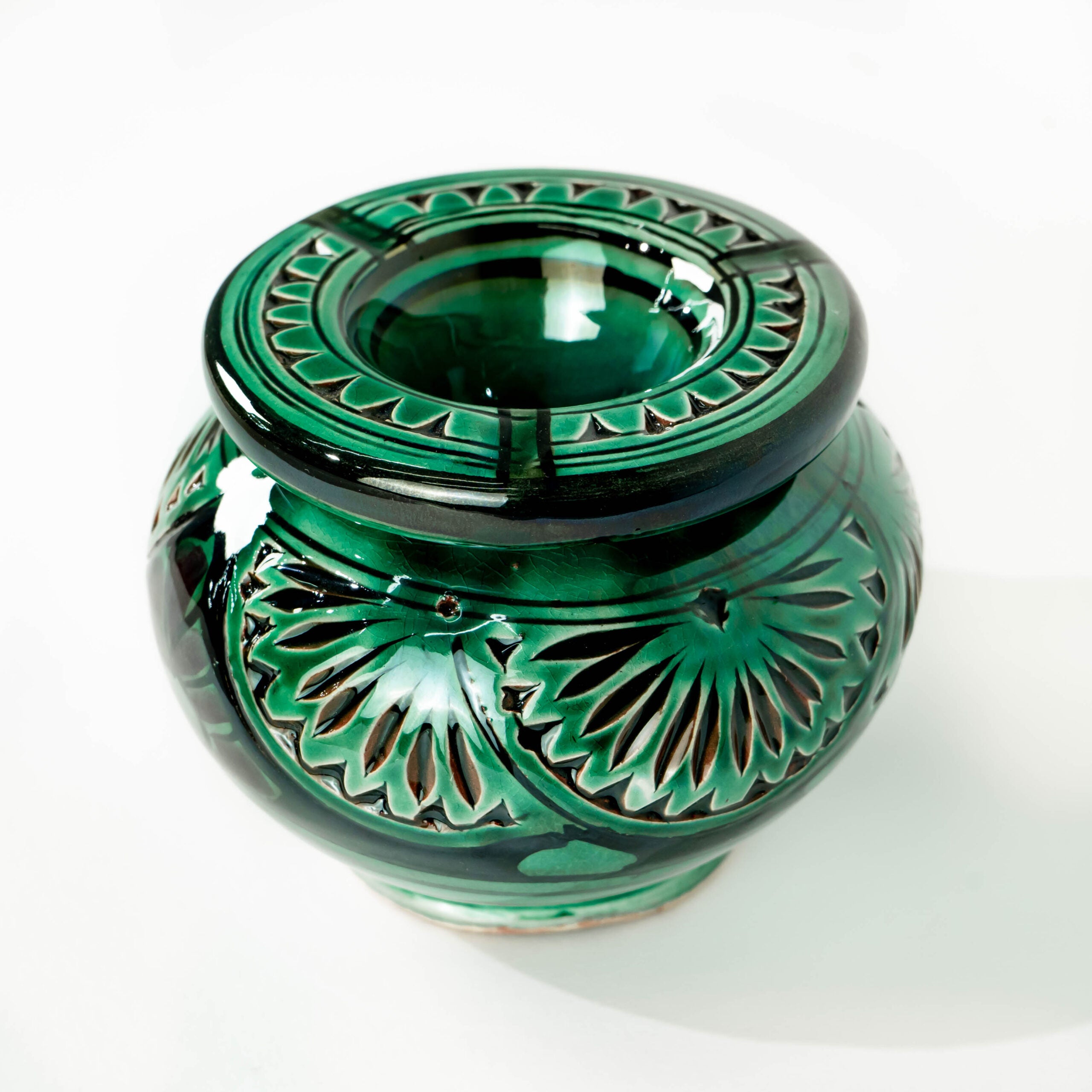 Hand Painted Decorative Ceramic Ashtray - 8