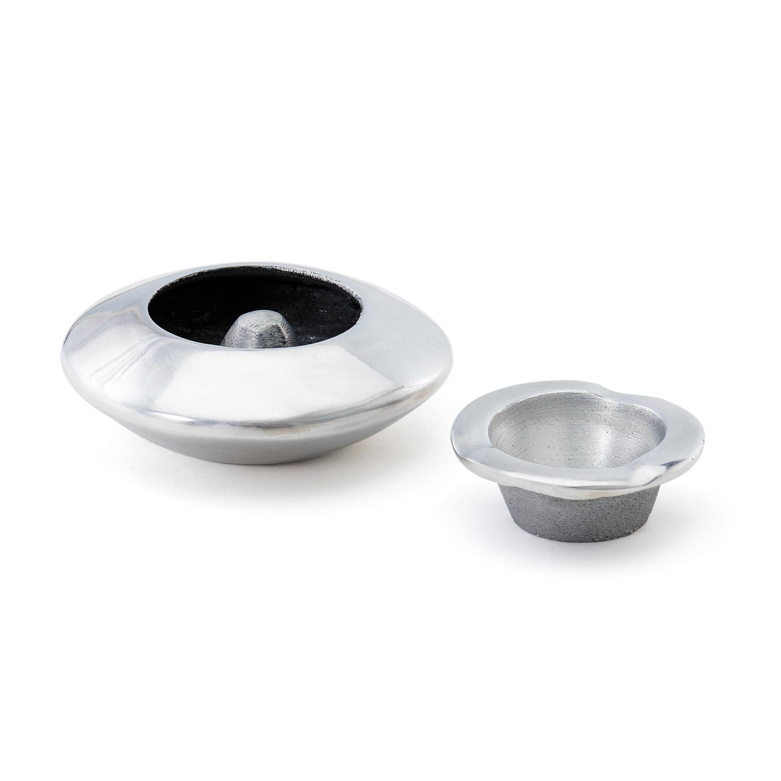 Moroccan Hand Hammered Aluminum Ashtray with Lid - Spheroid
