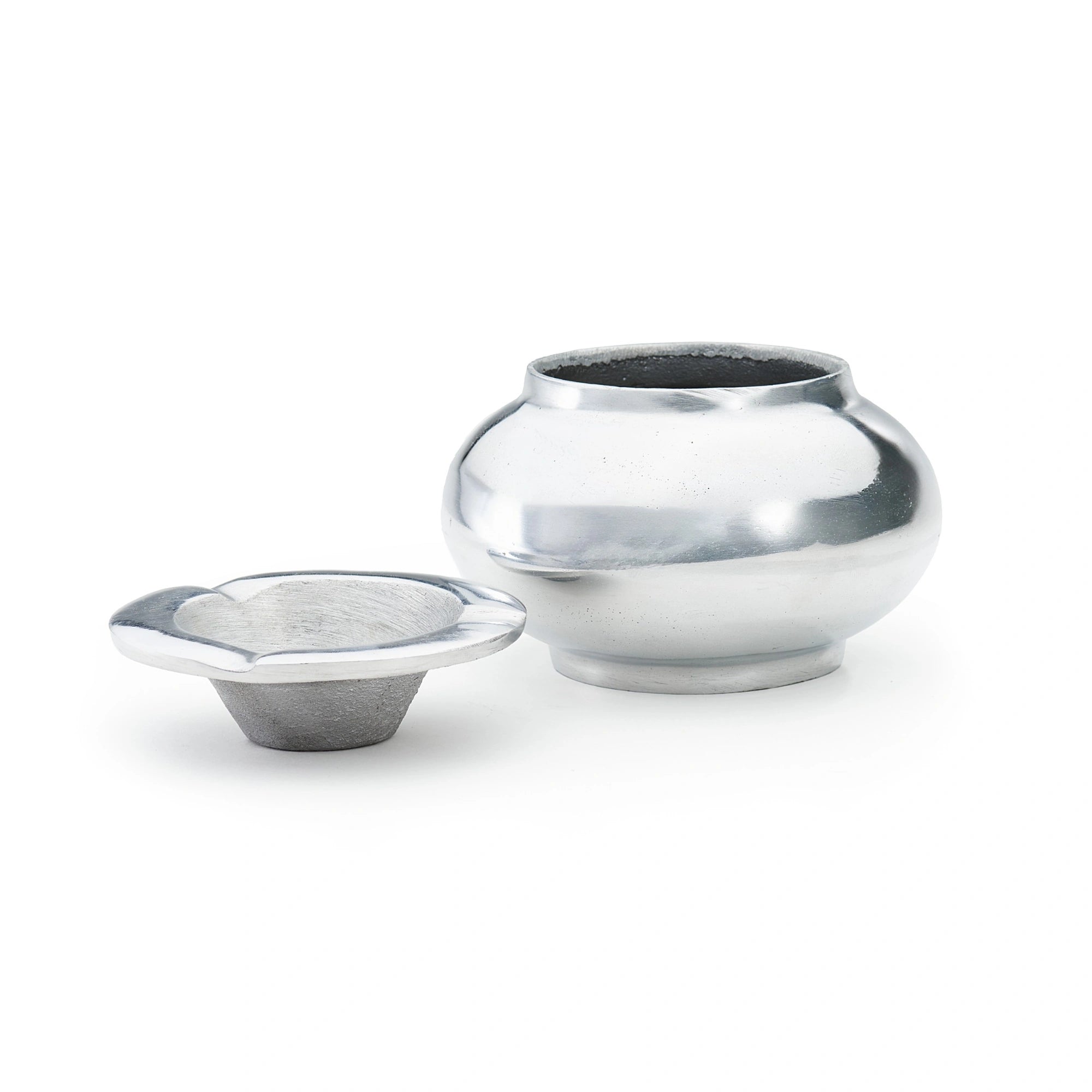 Moroccan Hand Hammered Aluminum Ashtray with Lid - Round