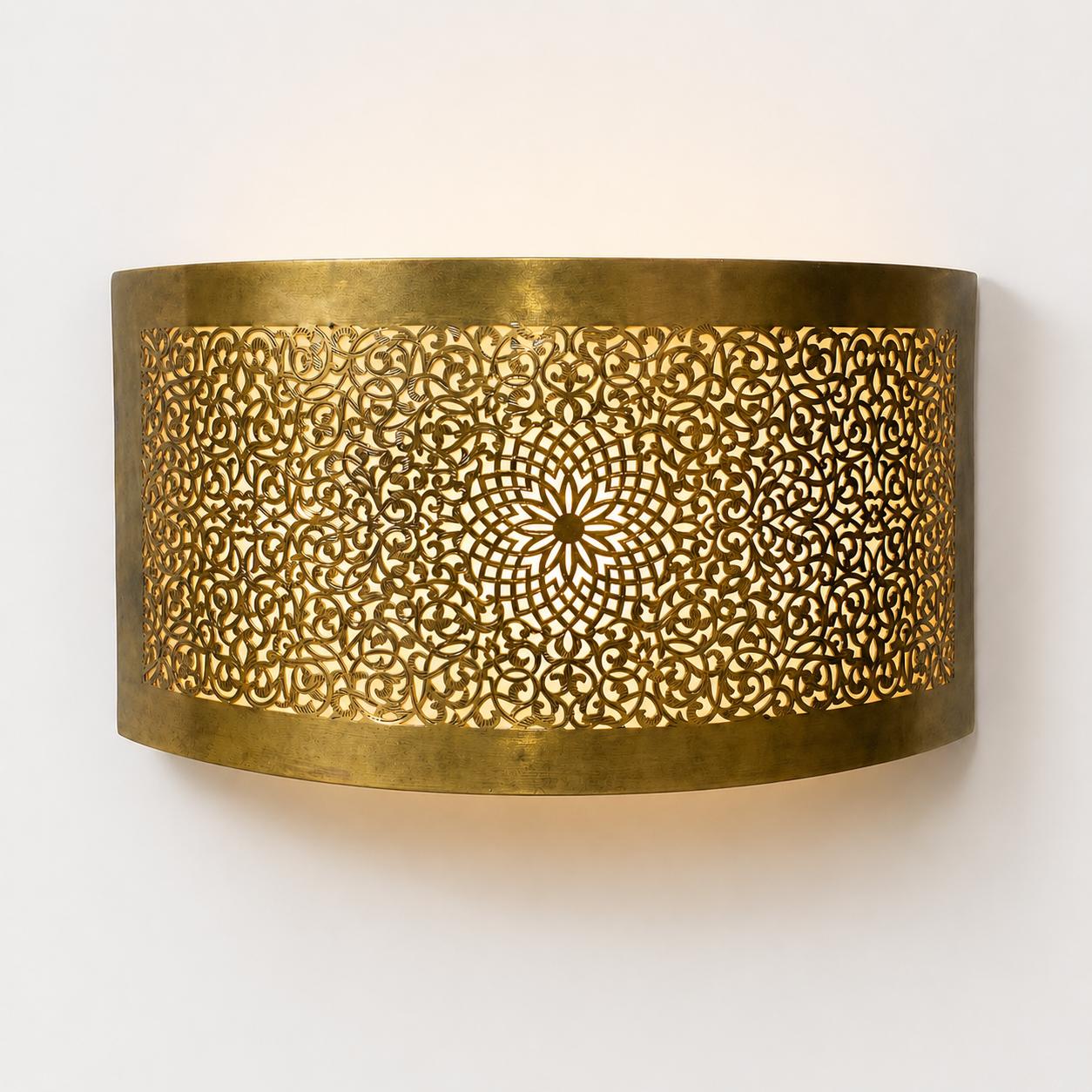 Handmade Moroccan Brass Horizontal Wall Sconce – NOOR