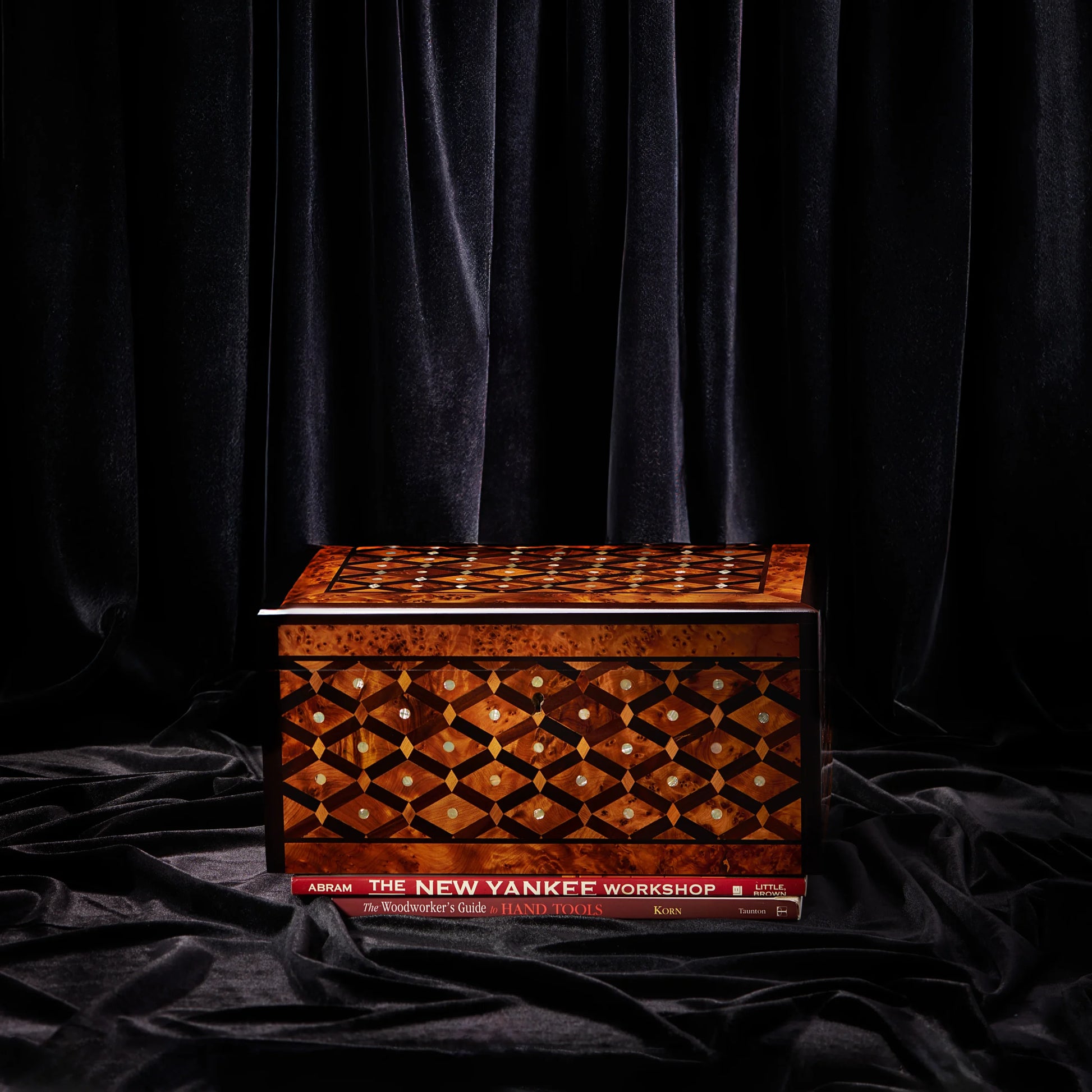 Yemma Goods Royal Luxurious Thuya Wood Burl Jewelry & Keepsake Box
