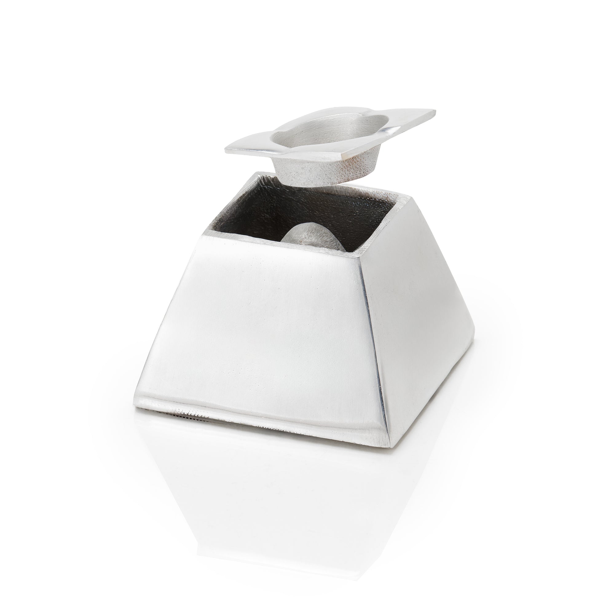 Aluminum ashtray with smooth surface with a lid on a white background