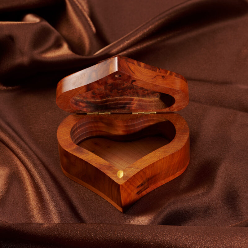 thuya wooden jewelry box , with unique natural burl grain